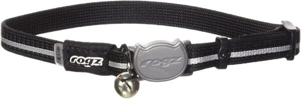 The Reflective Cat Collar in black includes a silver bell and a sturdy buckle with the "rogz" brand name. It is equipped with a reflective stripe to enhance your cat's safety and visibility.